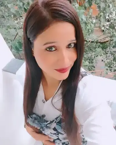 Call Girls in Karahal