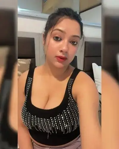 Call Girls Service Karahal